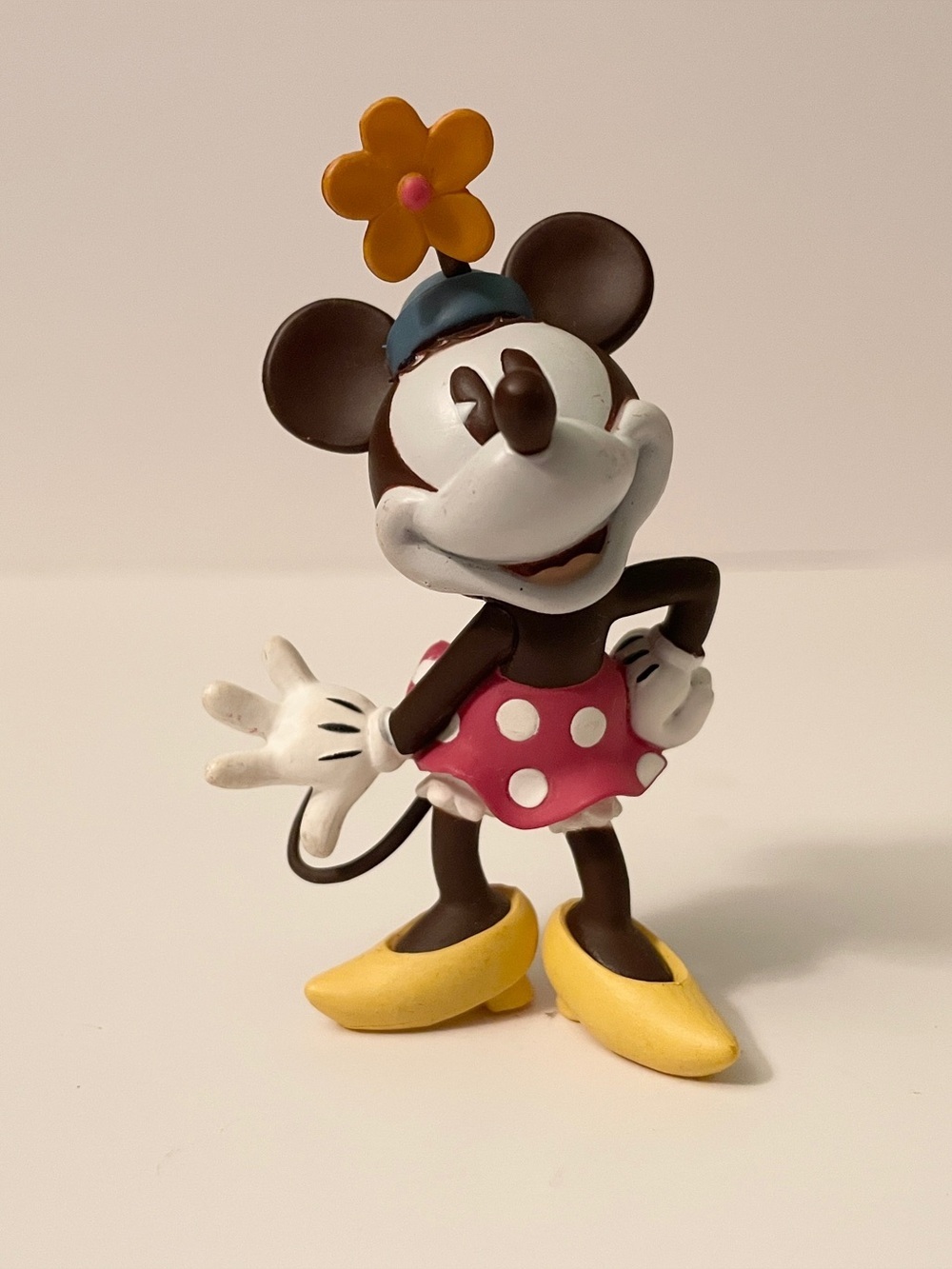 Vintage Disney Minnie Mouse Collectible Figure Polka Dot Skirt & Flower Hat